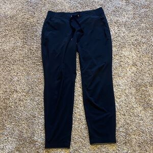Athleta Black Lightweight Pants Size 4